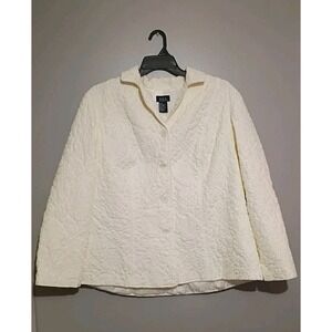 R.Q.T Chic Cream Quilted Blazer Size 2X‎